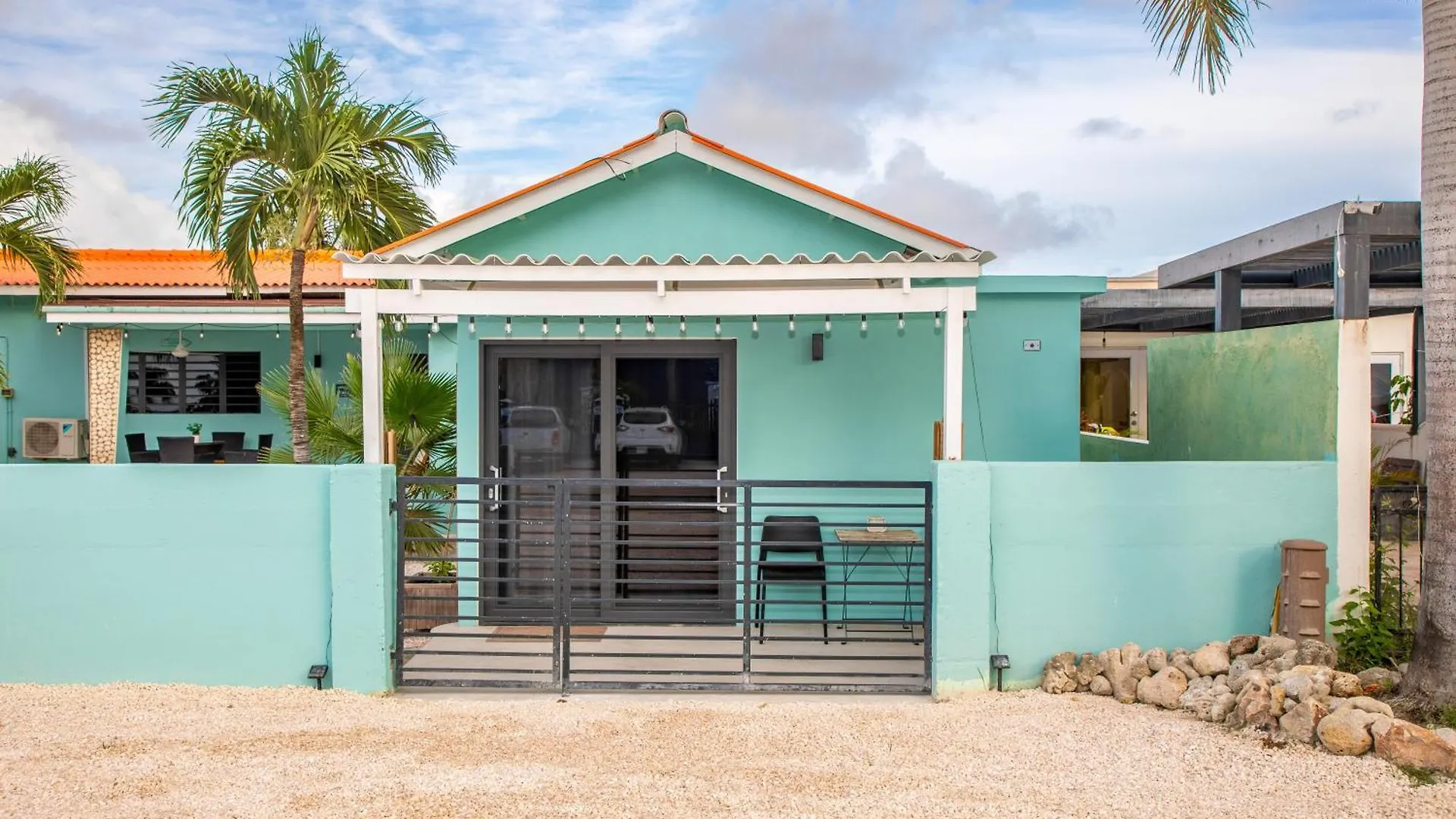 Playa Feliz Apartments Bonaire Бонайре, Синт-Эстатиус и Саба