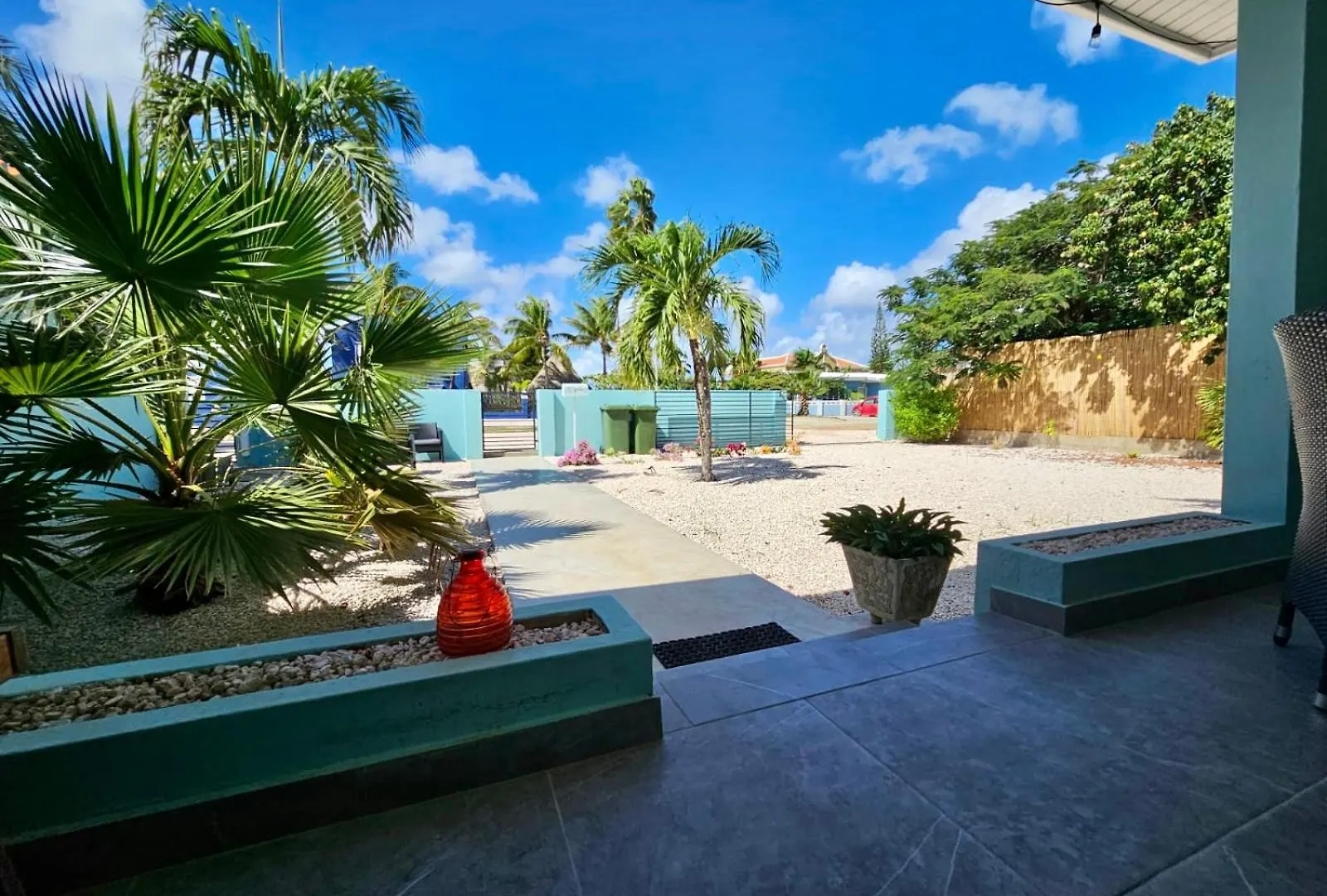 Playa Feliz Apartments Bonaire Бонайре, Синт-Эстатиус и Саба