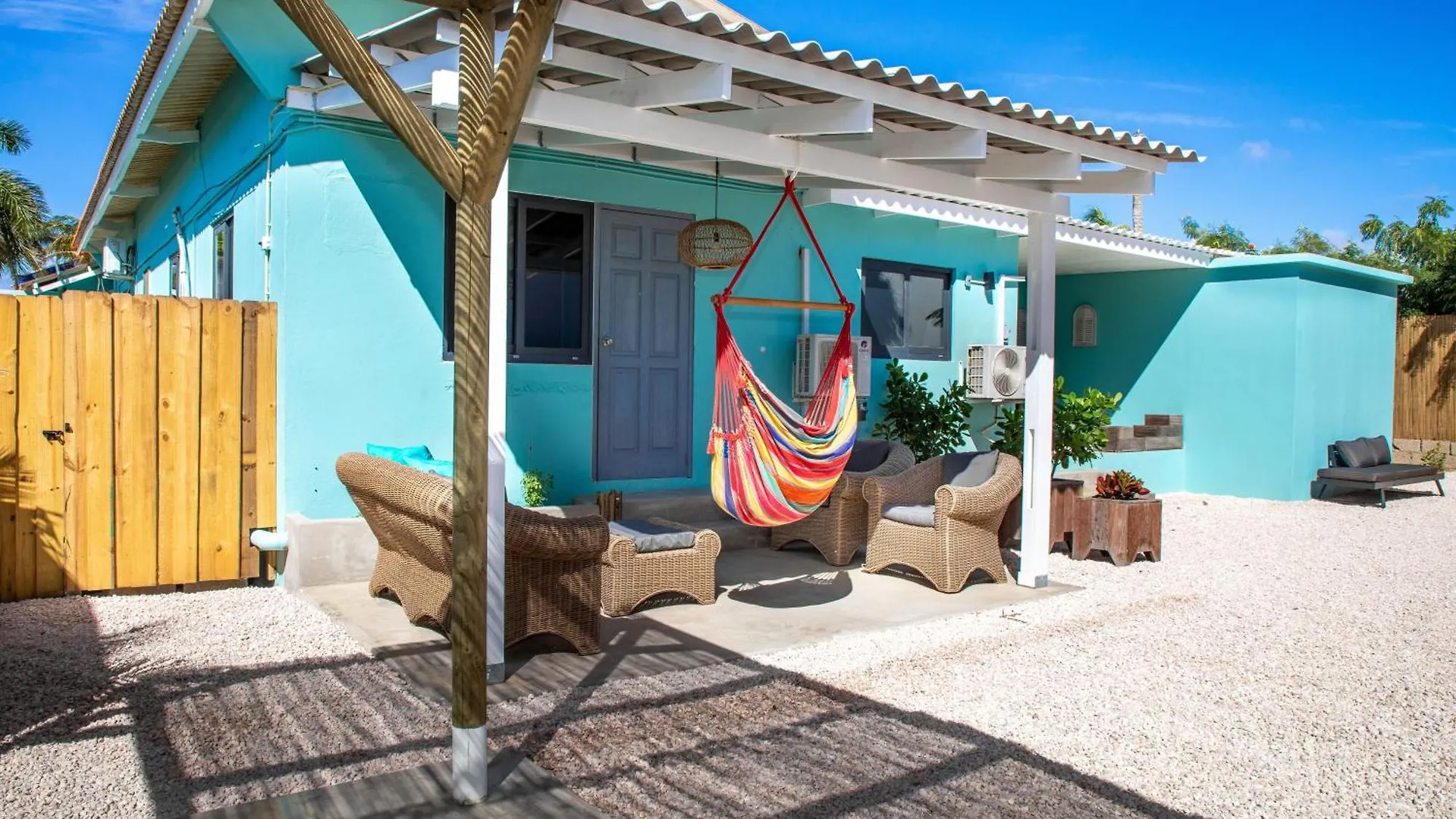 Playa Feliz Apartments Bonaire Бонайре, Синт-Эстатиус и Саба
